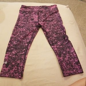 🏃‍♀️Under Armour compression workout capris🏋️‍♀️